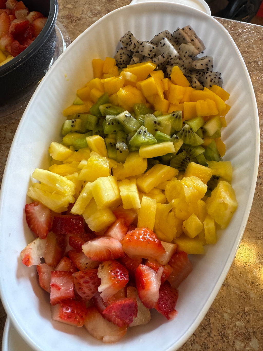 Jus Juic’n 10oz fruit salads bowls